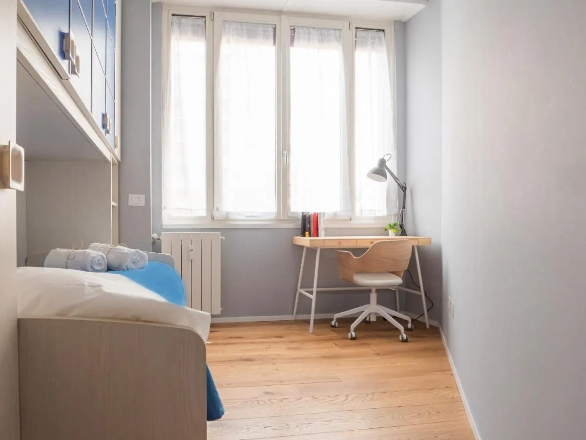 The Best Rent - Lovely Two-Bedroom Apartment Near Bocconi University 밀라노