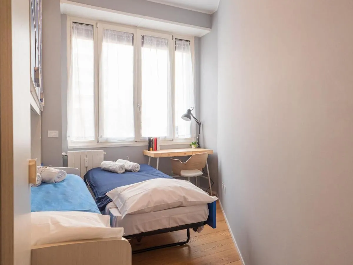 The Best Rent - Lovely Two-Bedroom Apartment Near Bocconi University 밀라노