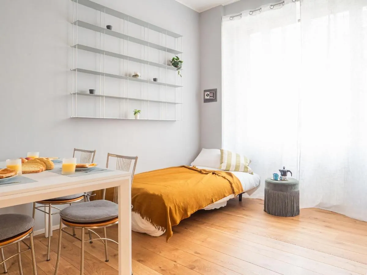 The Best Rent - Lovely Two-Bedroom Apartment Near Bocconi University 밀라노 이탈리아