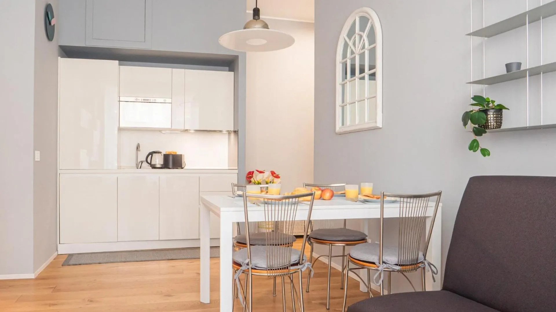 The Best Rent - Lovely Two-Bedroom Apartment Near Bocconi University 밀라노