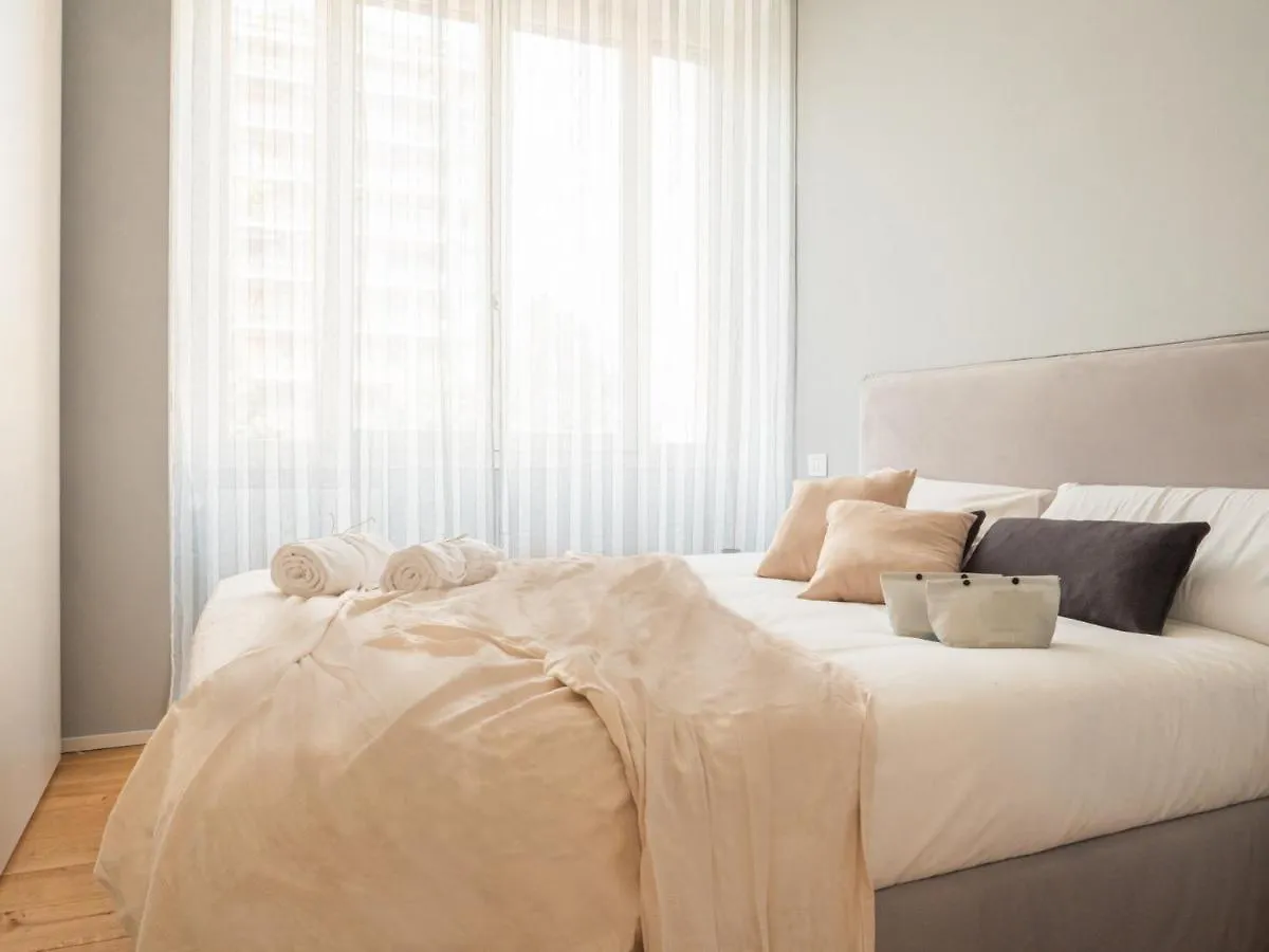 The Best Rent - Lovely Two-Bedroom Apartment Near Bocconi University 밀라노