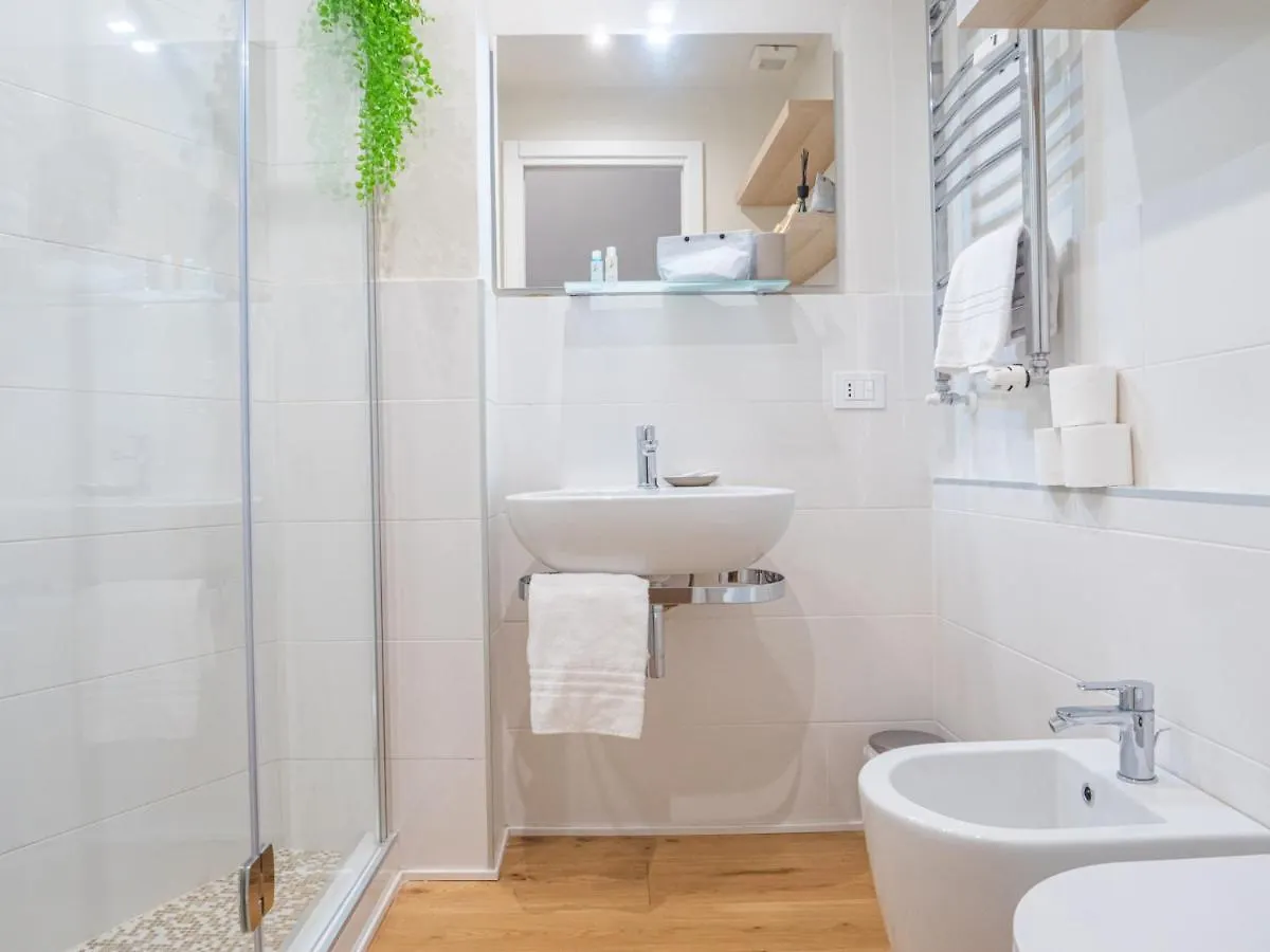The Best Rent - Lovely Two-Bedroom Apartment Near Bocconi University 밀라노 이탈리아